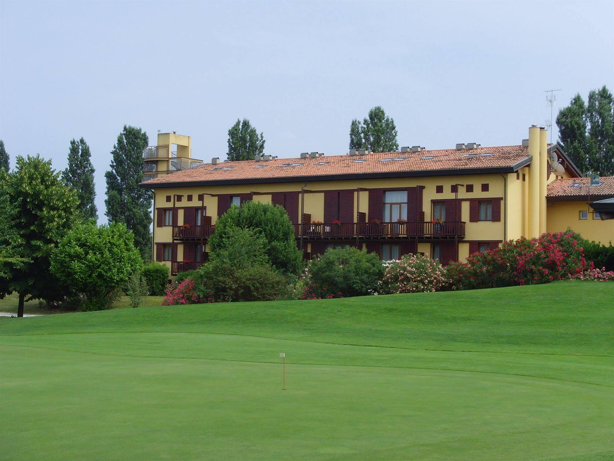 Hotel Golf Inn Lignano Sabbiadoro Exterior foto