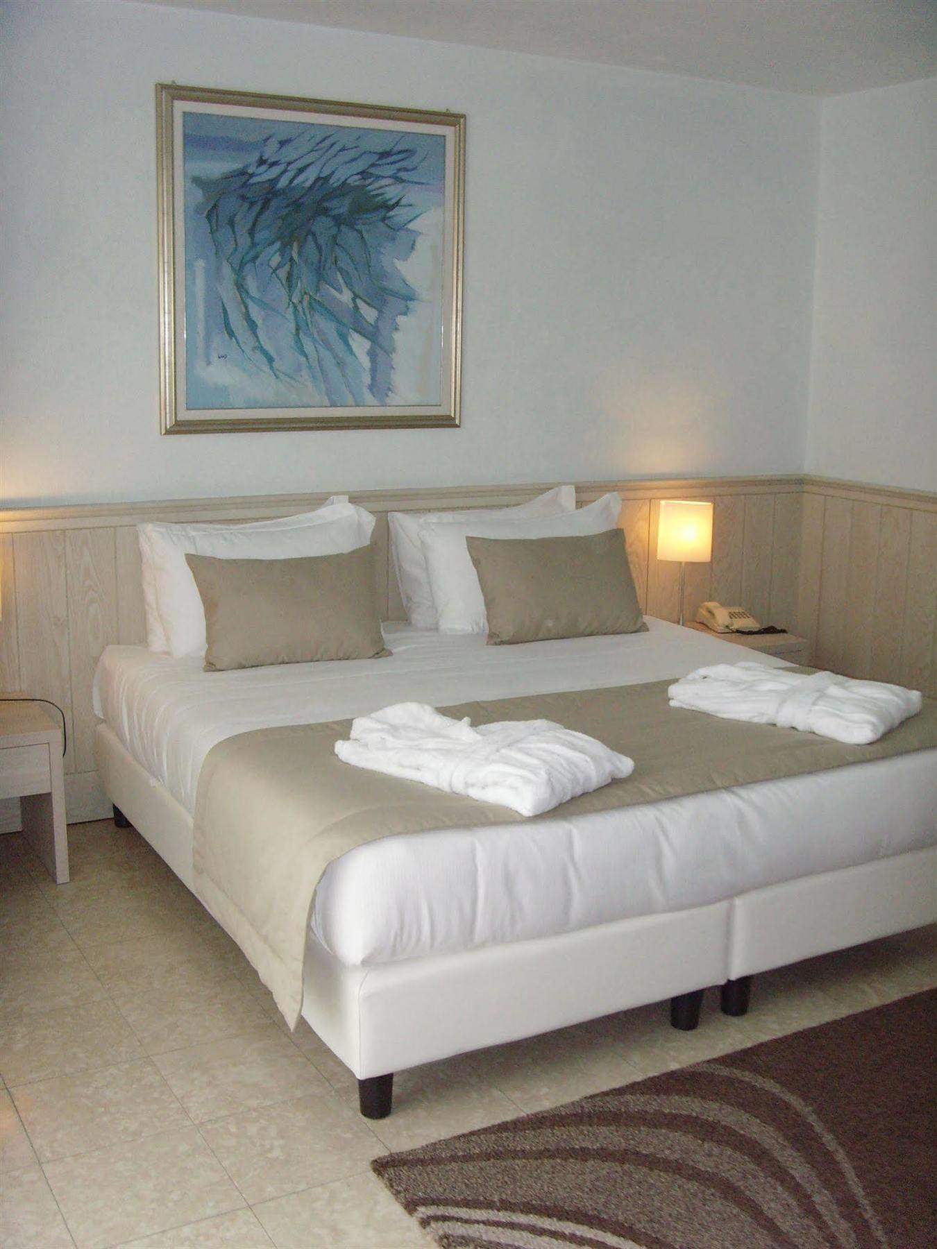 Hotel Golf Inn Lignano Sabbiadoro Exterior foto